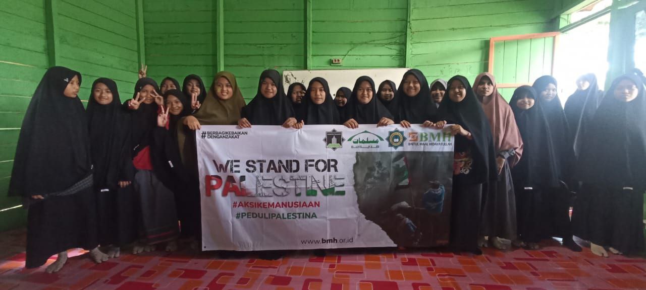 Santri Hidayatullah Malinau Gelar Aksi Peduli Palestina Bmh