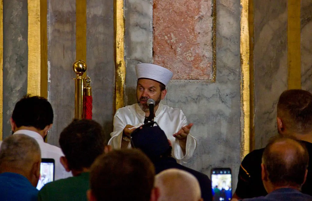 Cara Memakmurkan Masjid, Perlu Keterlibatan Berbagai Pihak