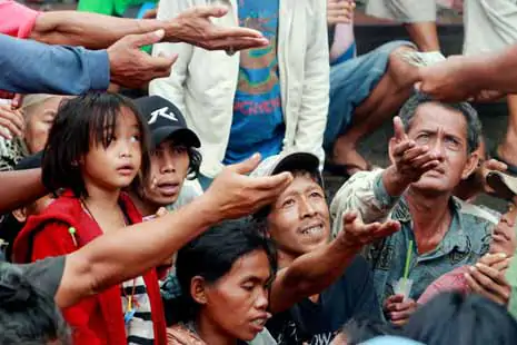 Apa Perbedaan Fakir Dan Miskin? Simak Ulasan Berikut!