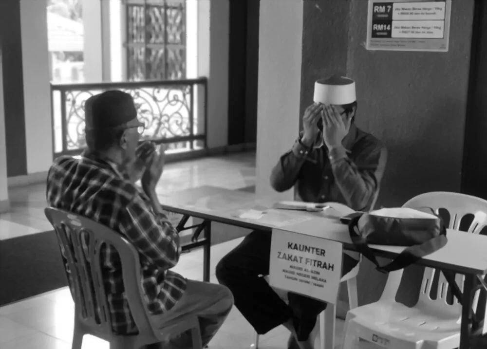 Apa Hukum Orang yang Tidak Berzakat Padahal Ia Mampu