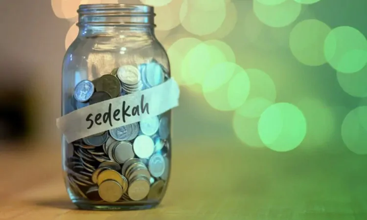 Keutamaan sedekah, Sumber: pesantrenkhairunnas.sch.id
