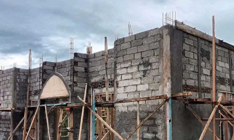 Pembangunan masjid, Sumber: adaide.co.id